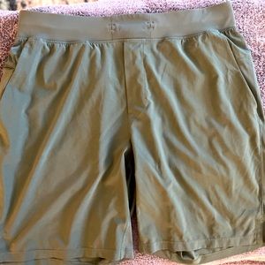 Lululemon T.HE. **LINERLESS** short, XL, 9” inseam.  Spruce Green